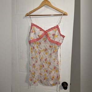 Y2K NEW WITH TAGS! RAVE VINTAGE FLORAL & LACE TOP - Size XL
